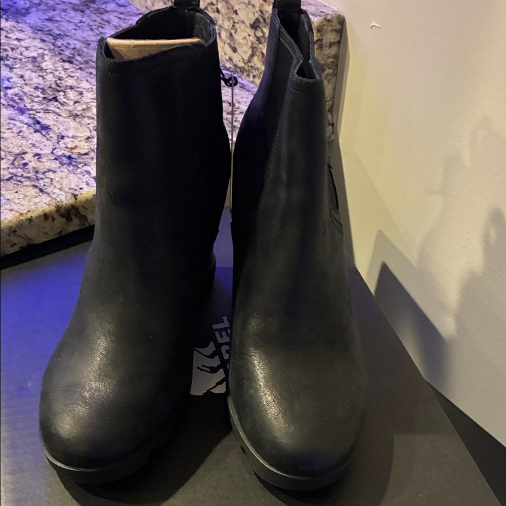Sorel Black Ankle Booties